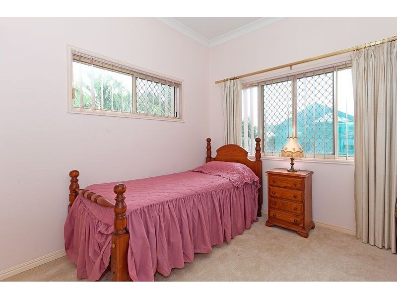 23 Braemar Place, Carindale QLD 4152