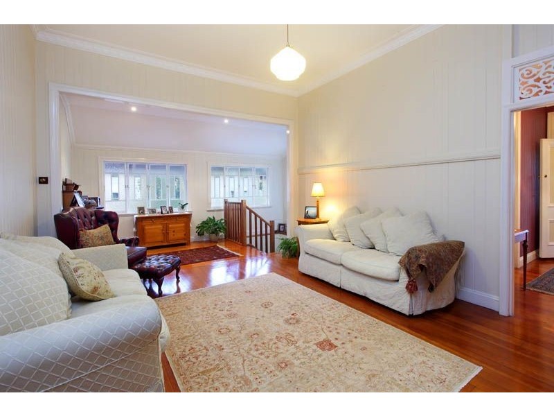 112 Stephens Street, Morningside QLD 4170