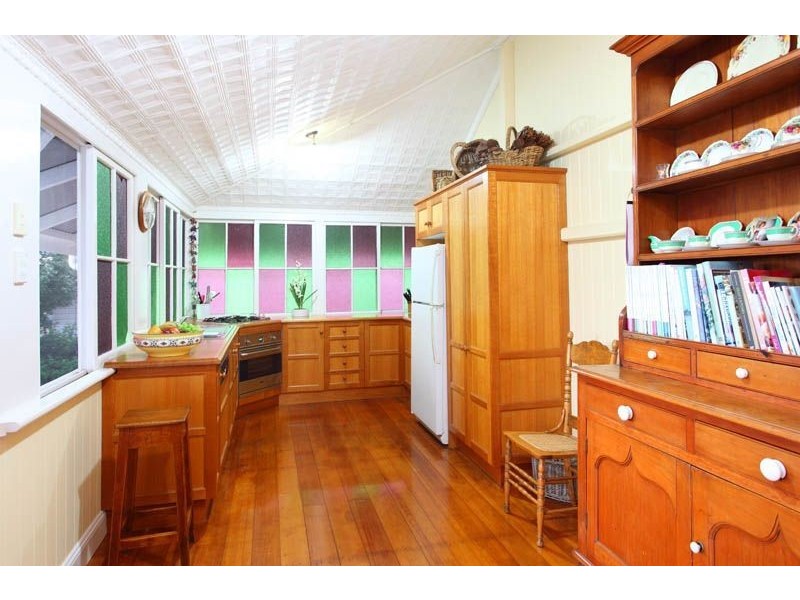 112 Stephens Street, Morningside QLD 4170
