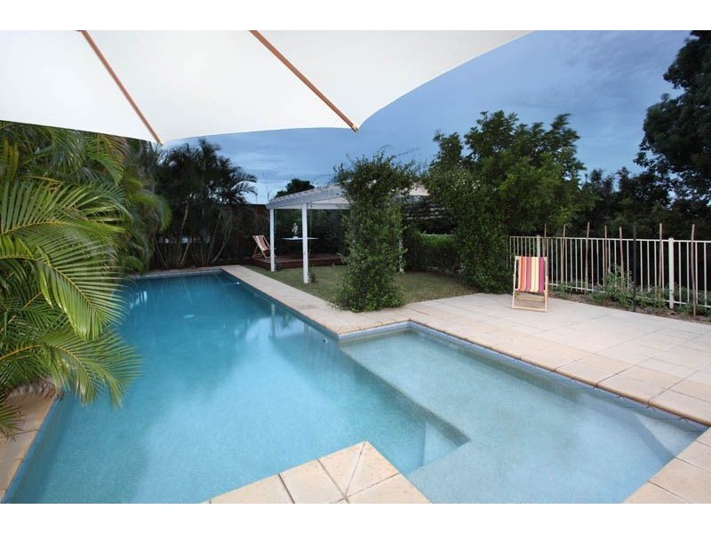 112 Stephens Street, Morningside QLD 4170