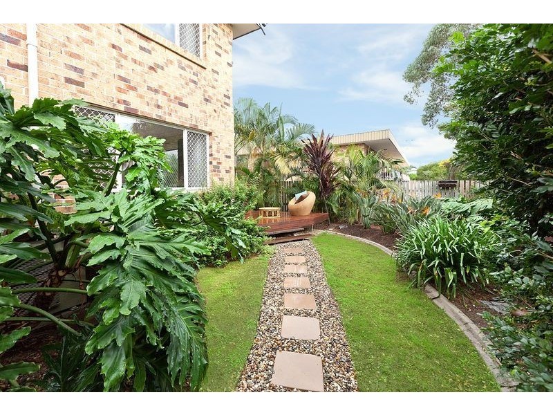 4/72 Miles Street, Hawthorne QLD 4171
