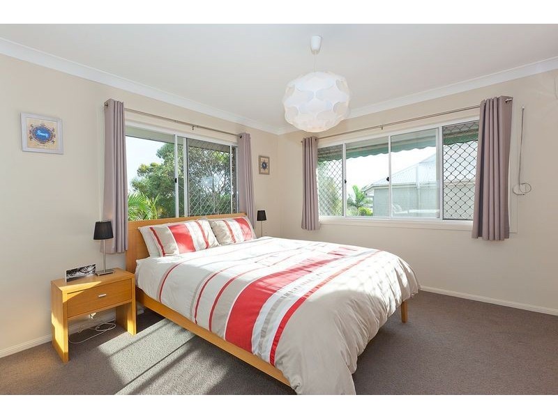 4/72 Miles Street, Hawthorne QLD 4171