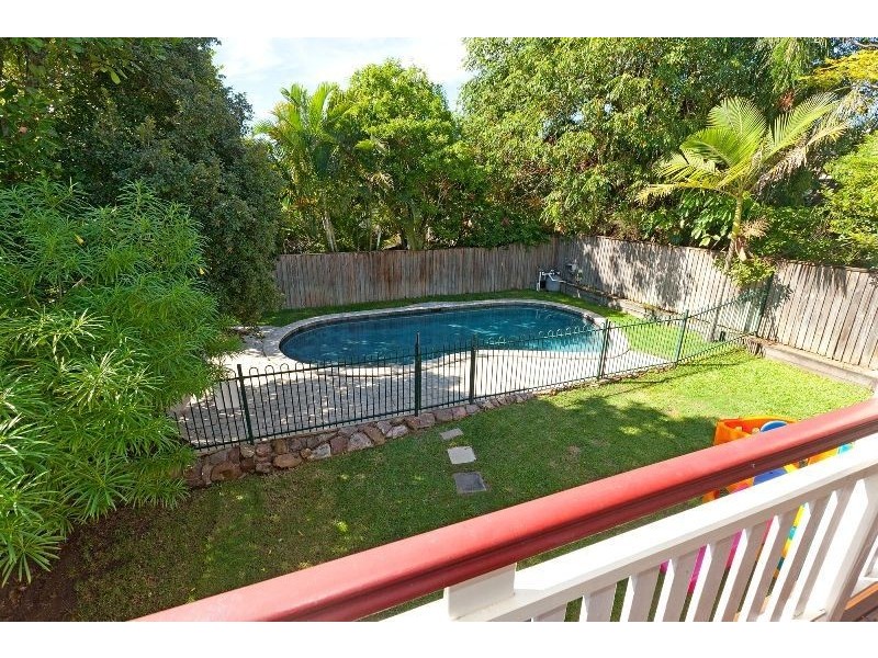 72 Carranya Street, Camp Hill QLD 4152