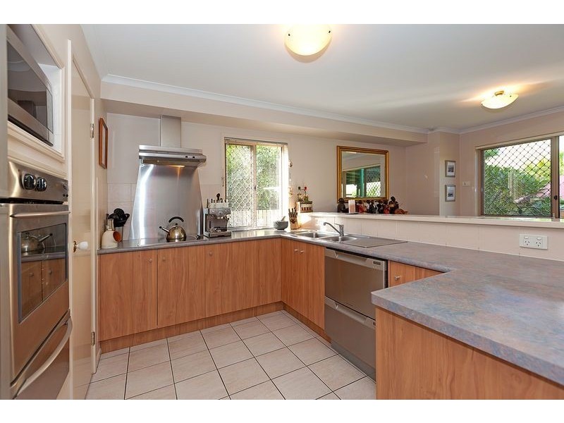 40 Ridgeview Street, Carindale QLD 4152