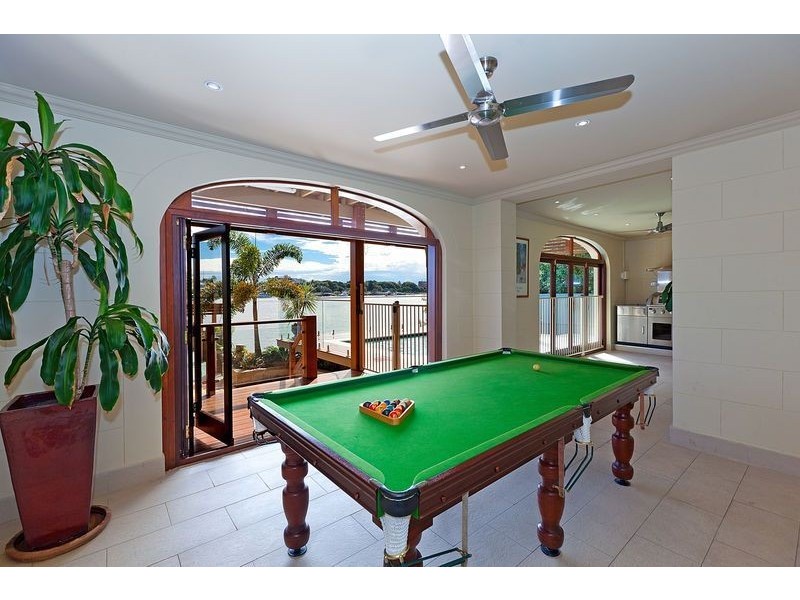 20 Wynnum Road, Norman Park QLD 4170