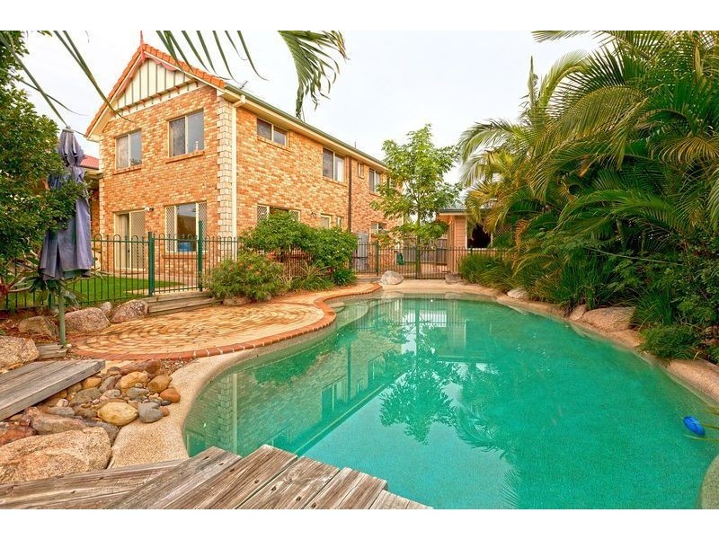 23 Angourie Place, Carindale QLD 4152