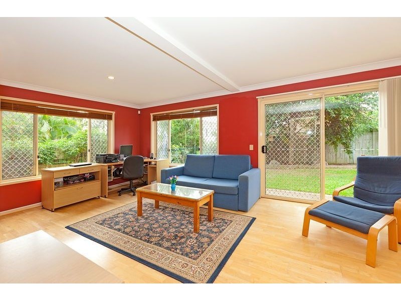 23 Angourie Place, Carindale QLD 4152