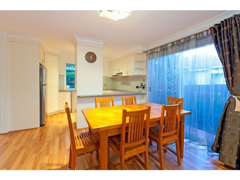 4/2 Flavelle Street, Carina QLD 4152
