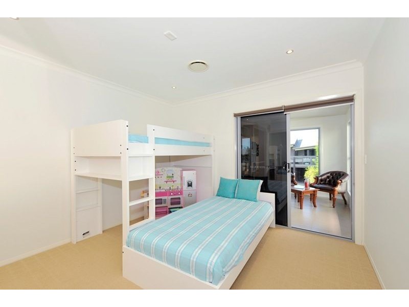 8 Riverbend Place, Bulimba QLD 4171