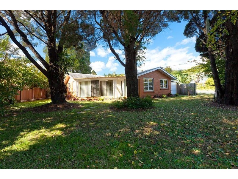 11 Derringer Street, Cannon Hill QLD 4170