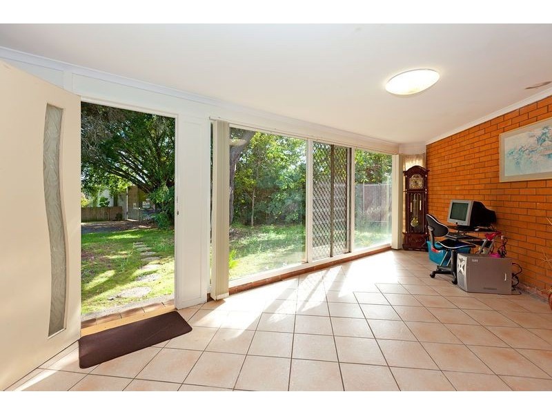 11 Derringer Street, Cannon Hill QLD 4170