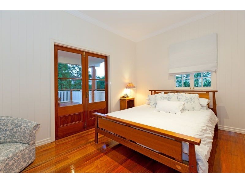 182 Brisbane Street, Bulimba QLD 4171