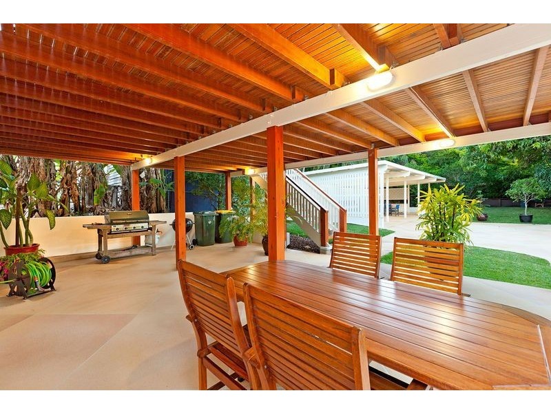 182 Brisbane Street, Bulimba QLD 4171