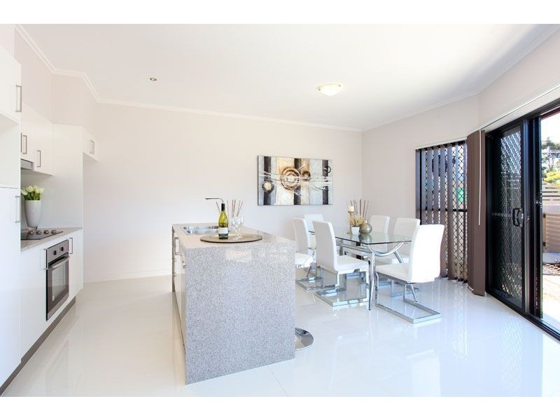 1 & 2/33 Bridgewater Street, Morningside QLD 4170