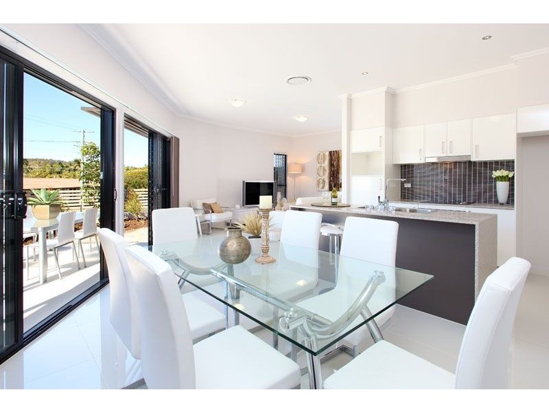 1 & 2/33 Bridgewater Street, Morningside QLD 4170