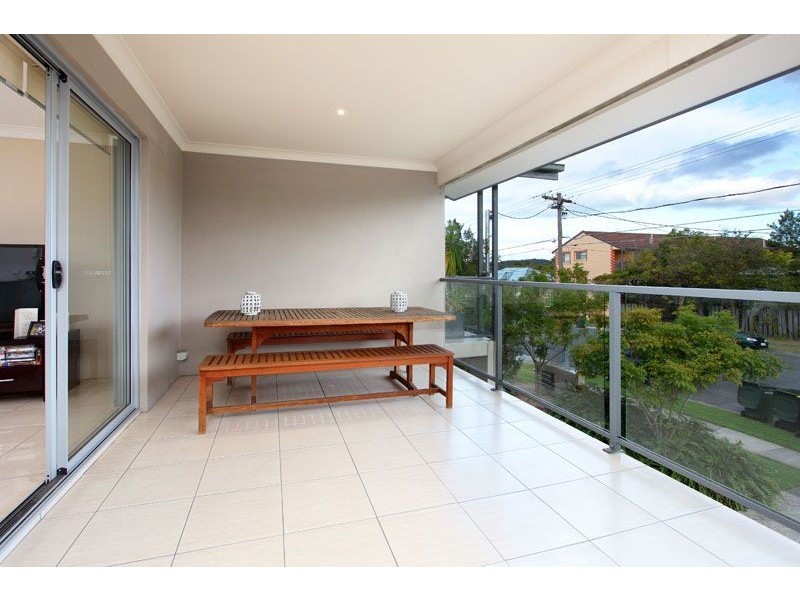 2/60 Kates Street, Morningside QLD 4170