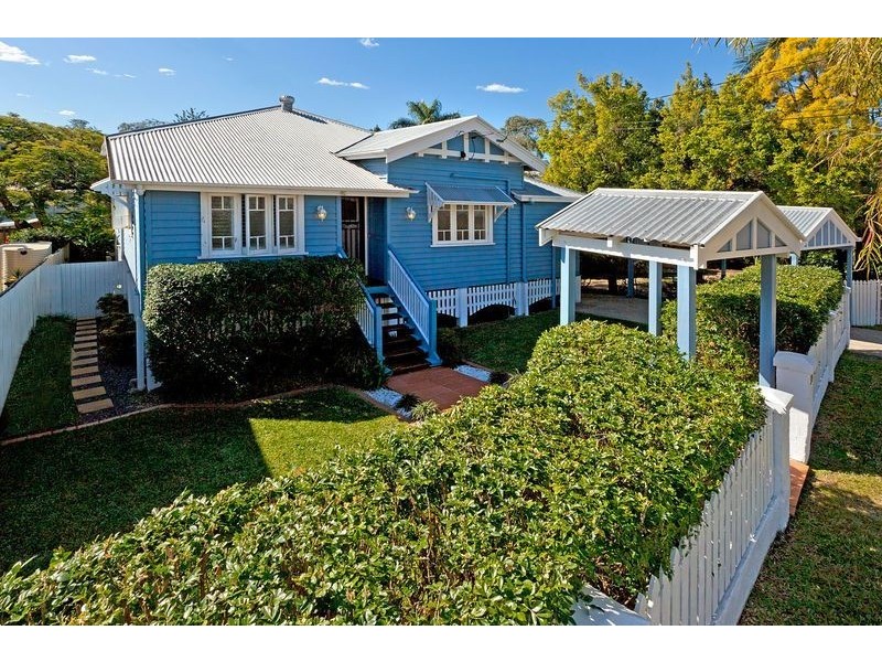 28 Bovelles Street, Camp Hill QLD 4152