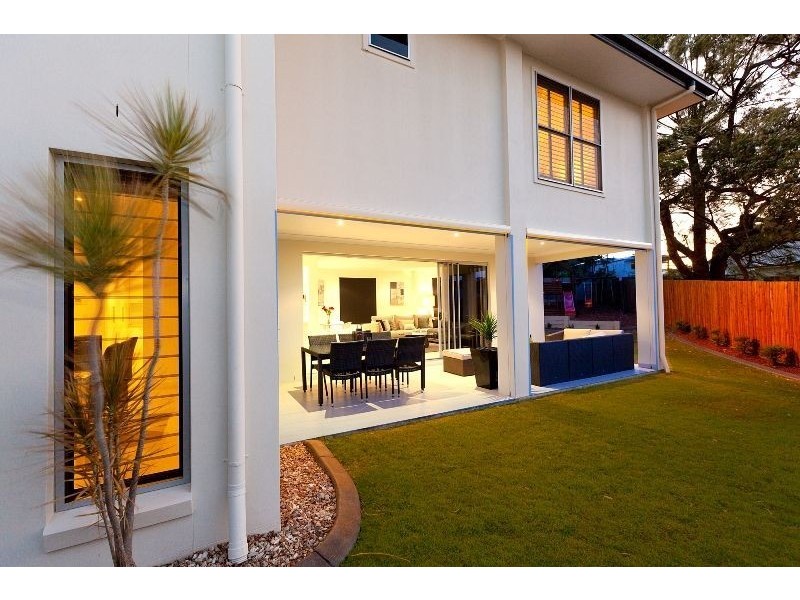 67 Capella Street, Coorparoo QLD 4151