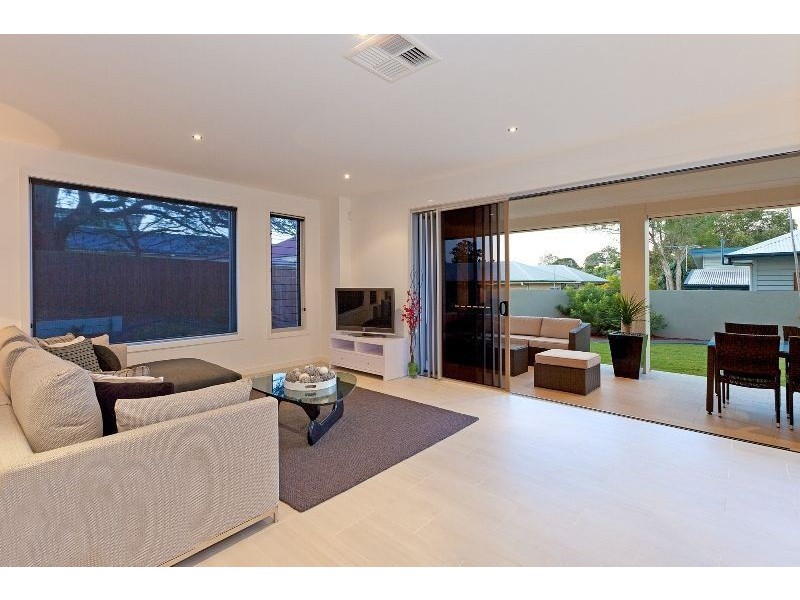 67 Capella Street, Coorparoo QLD 4151