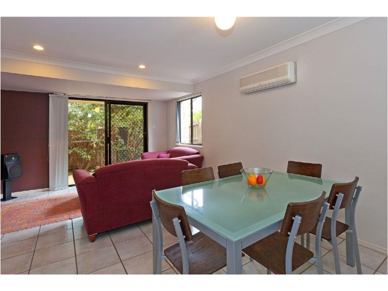 1/1158 Cavendish Road, Mount Gravatt East QLD 4122
