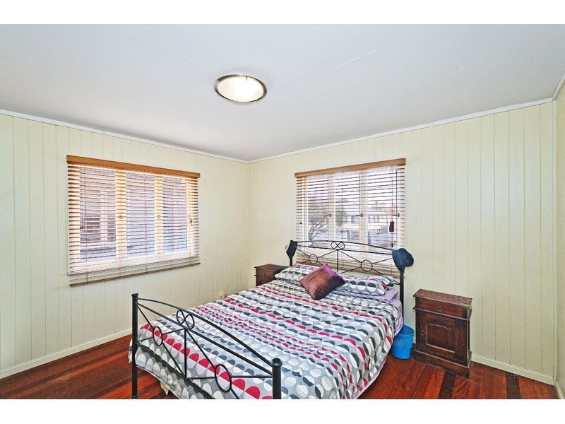 68 Barton Road, Hawthorne QLD 4171