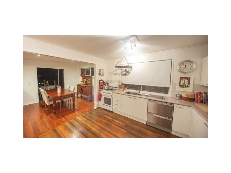 12 Karthina Street, Bulimba QLD 4171