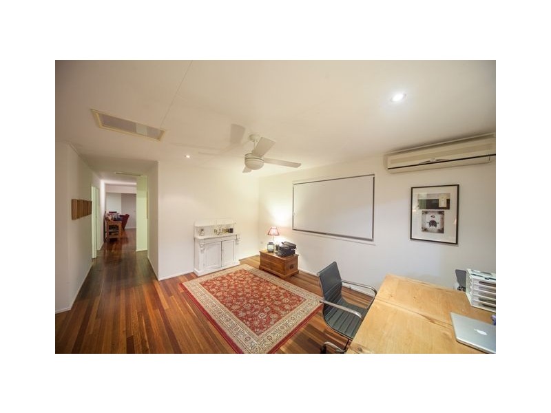 12 Karthina Street, Bulimba QLD 4171