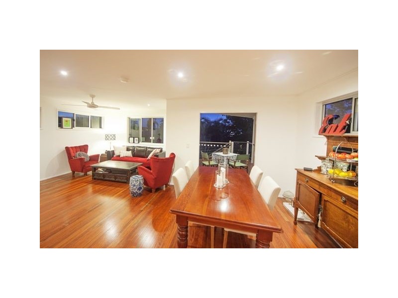 12 Karthina Street, Bulimba QLD 4171