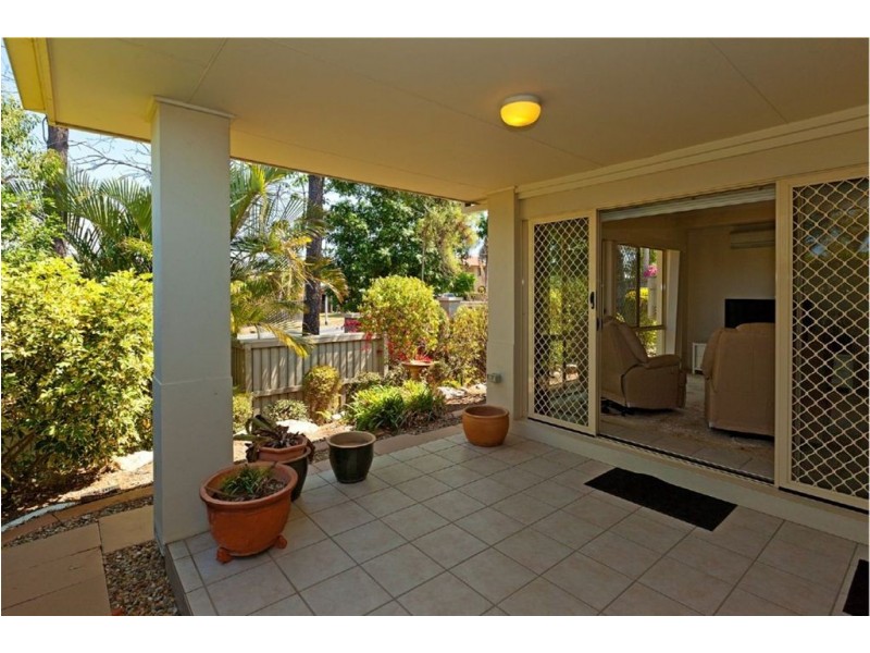 19 Oleander Place, Carindale QLD 4152