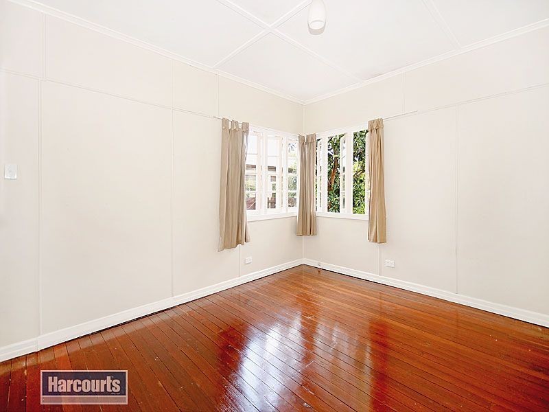 10 Carr Street, Bulimba QLD 4171