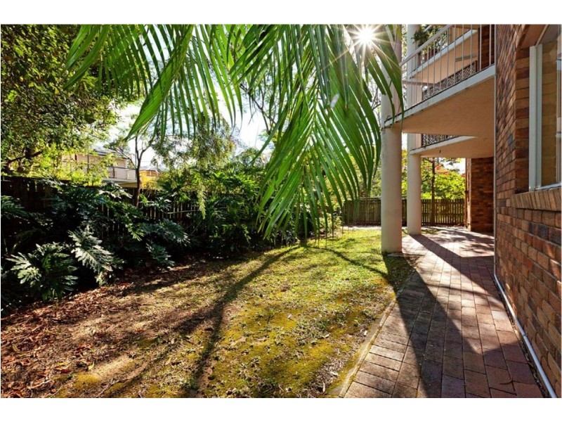 1/39 Belgrave Street, Balmoral QLD 4171