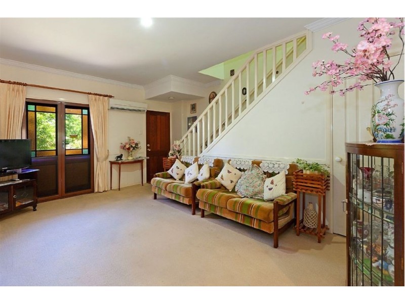 1/52 Longfellow Street, Norman Park QLD 4170