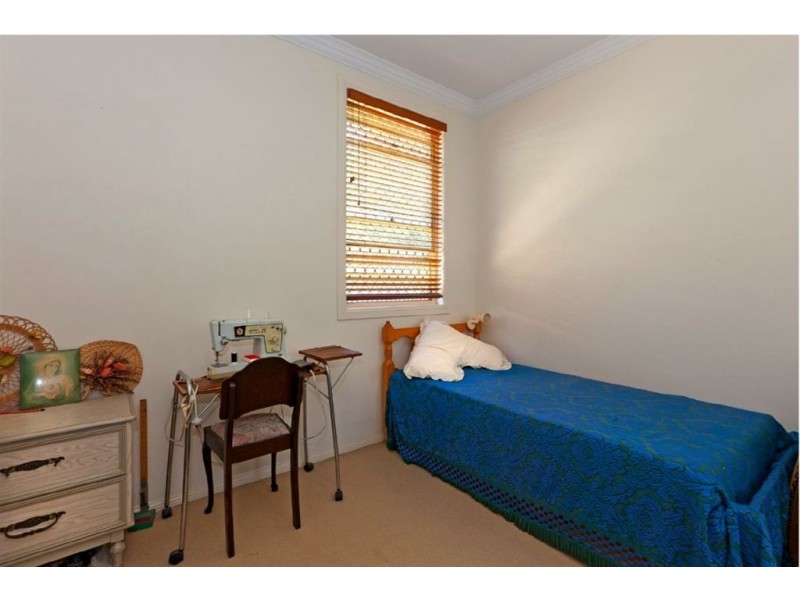 1/52 Longfellow Street, Norman Park QLD 4170