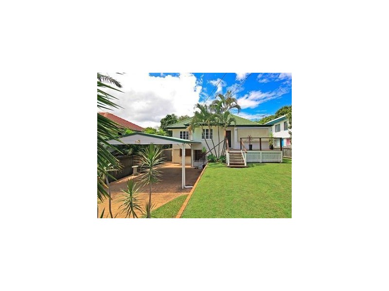 62 Imperial Avenue, Cannon Hill QLD 4170