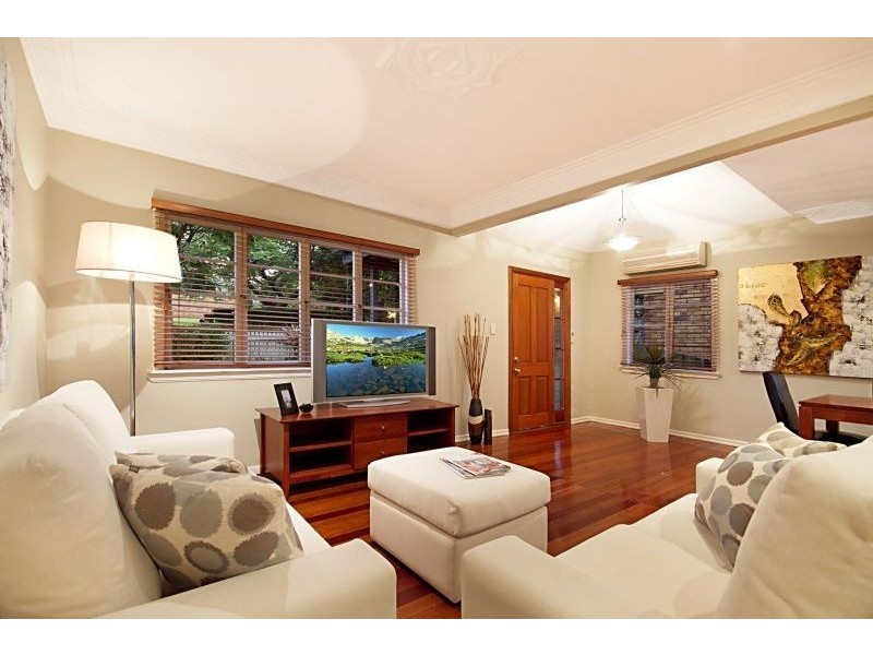 21 Paxton Street, Holland Park QLD 4121