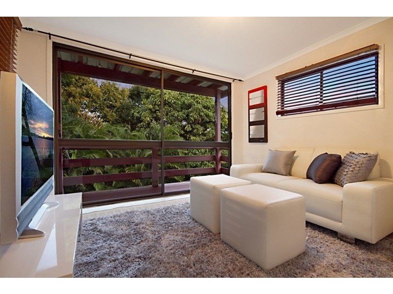 21 Paxton Street, Holland Park QLD 4121