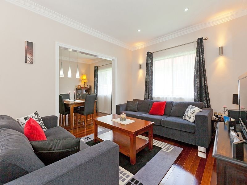 1 Hecklemann Street, Carina Heights QLD 4152