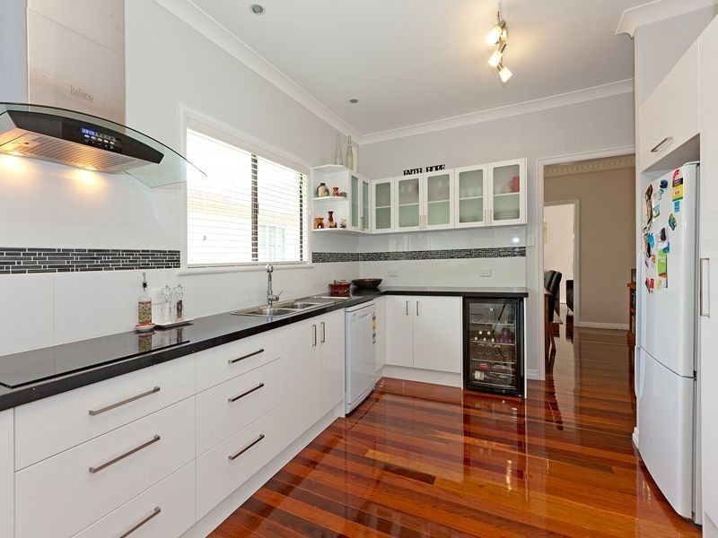 1 Hecklemann Street, Carina Heights QLD 4152