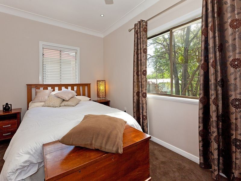 1 Hecklemann Street, Carina Heights QLD 4152