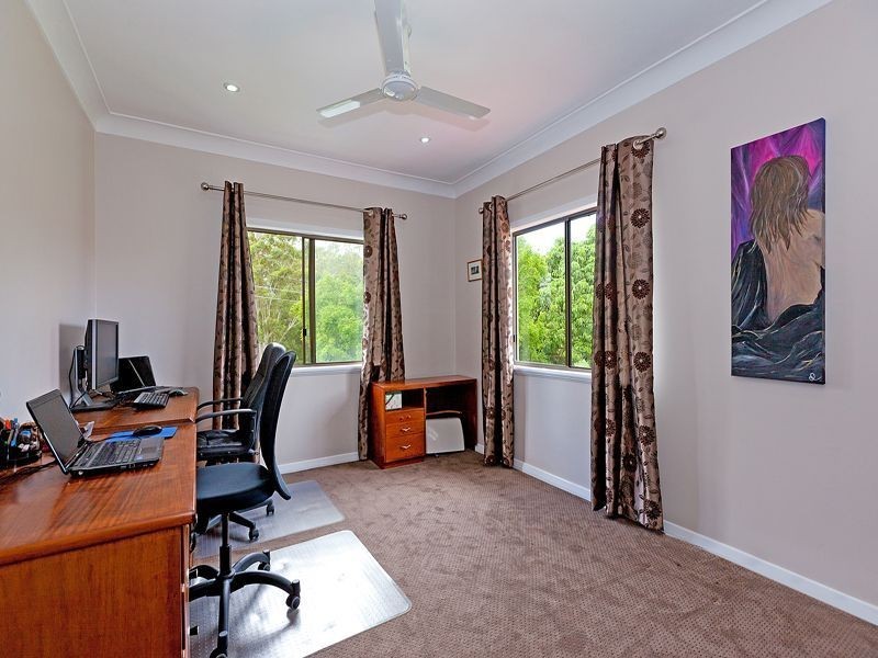 1 Hecklemann Street, Carina Heights QLD 4152