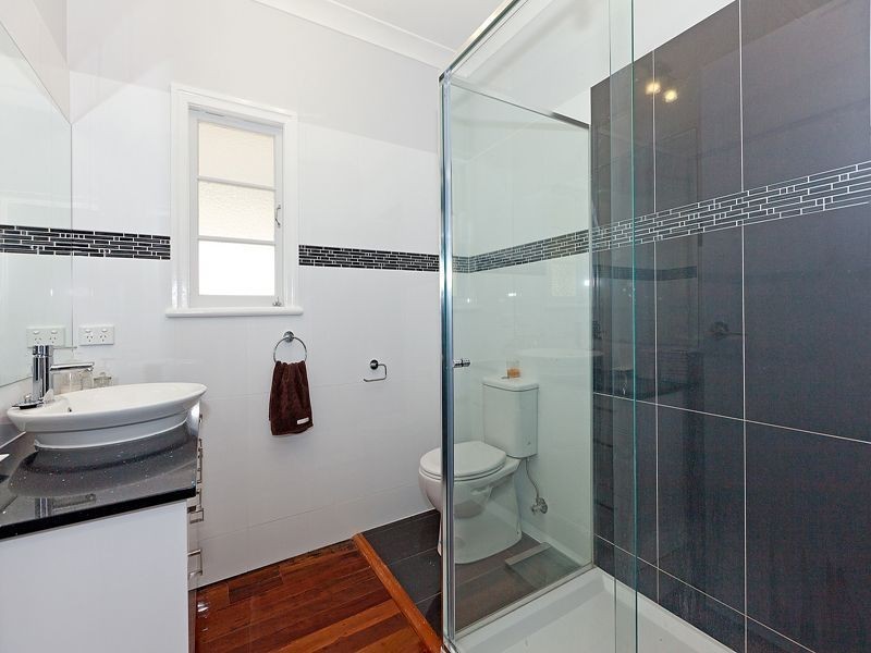 1 Hecklemann Street, Carina Heights QLD 4152