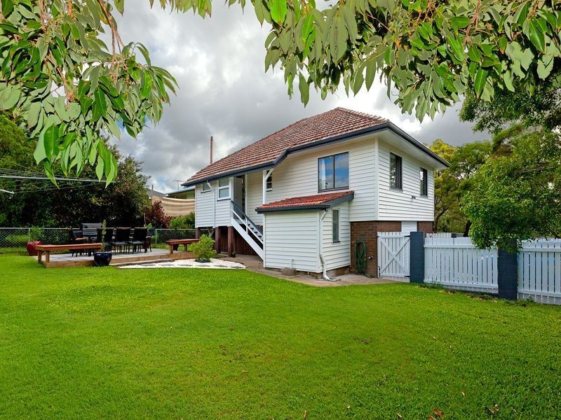 1 Hecklemann Street, Carina Heights QLD 4152