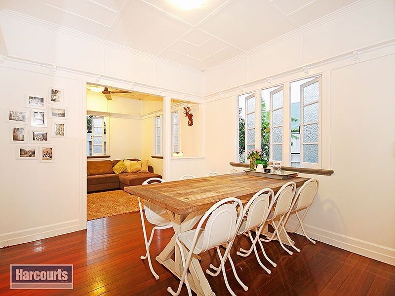 35 Sunshine Avenue, Tarragindi QLD 4121