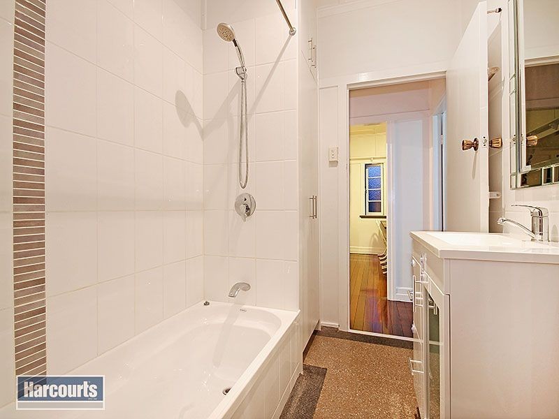 35 Sunshine Avenue, Tarragindi QLD 4121