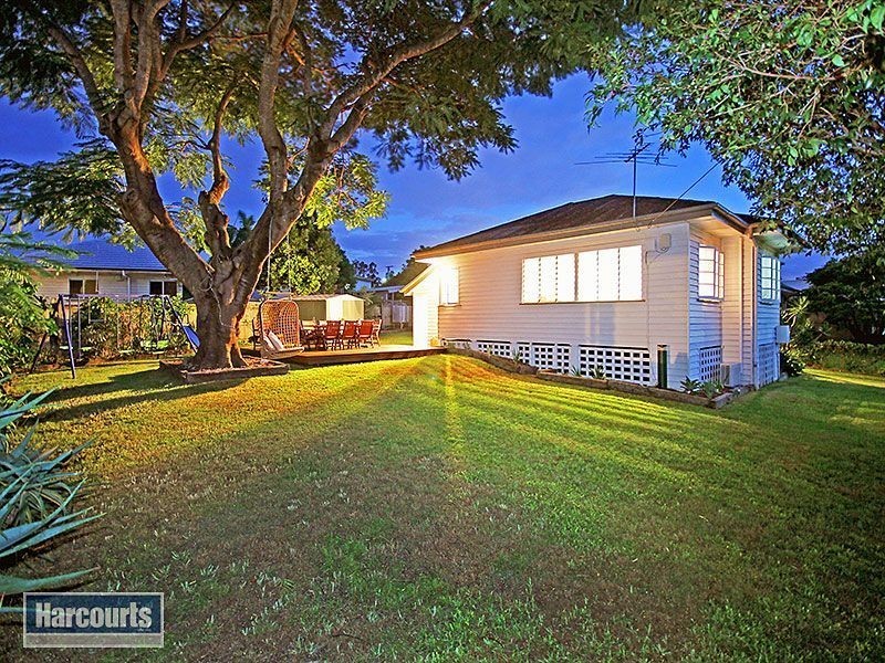 35 Sunshine Avenue, Tarragindi QLD 4121