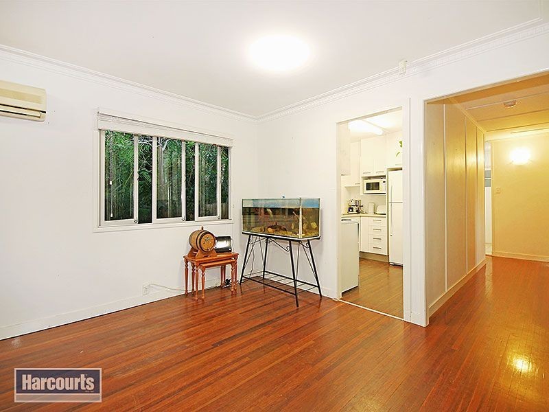 72 Dunrod Street, Holland Park West QLD 4121