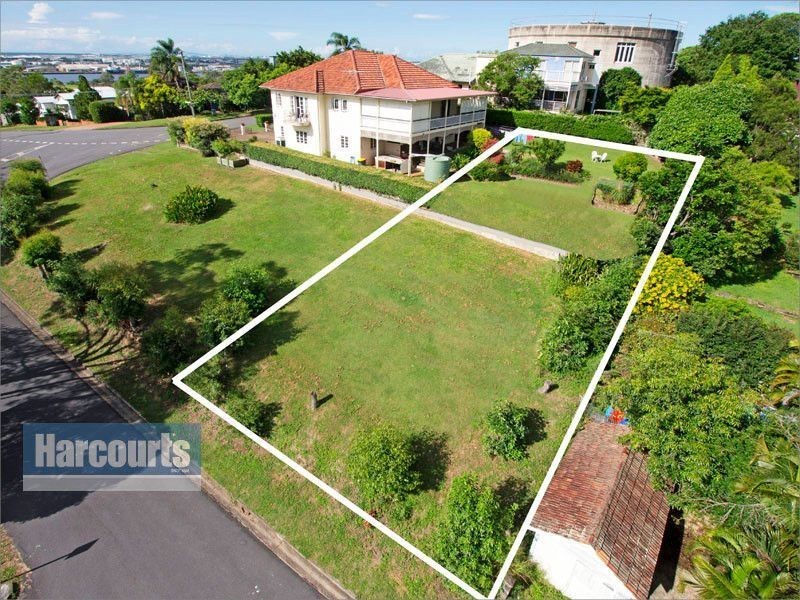 33 McIlwraith Avenue, Balmoral QLD 4171