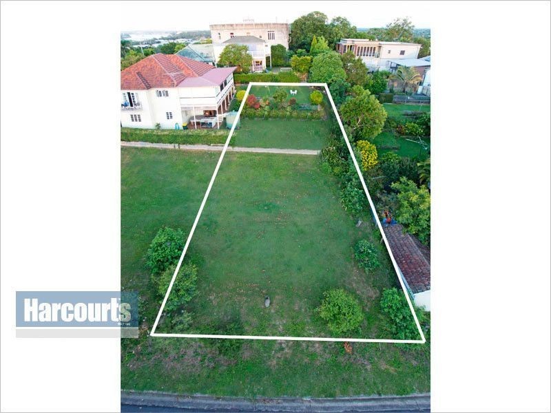 33 McIlwraith Avenue, Balmoral QLD 4171