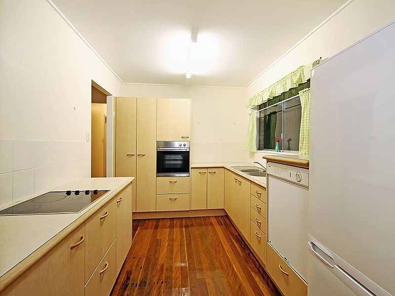 27 Ferol Street, Coorparoo QLD 4151