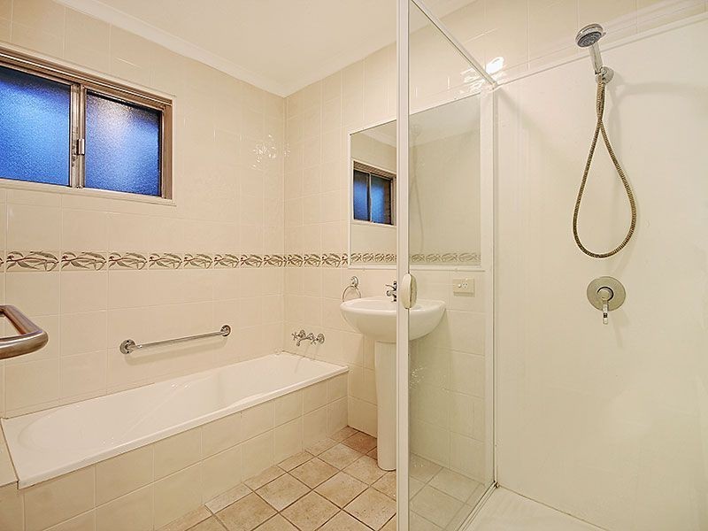 27 Ferol Street, Coorparoo QLD 4151